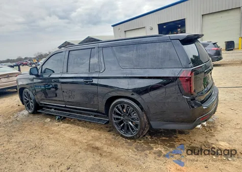 2021 GMC Yukon Xl Denali z USA, uszkodzony, nr VIN 1GKS2JKL2MR316862